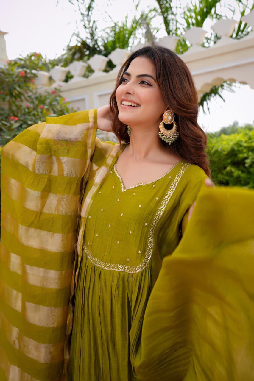 Deep Green A-Line Zari Set