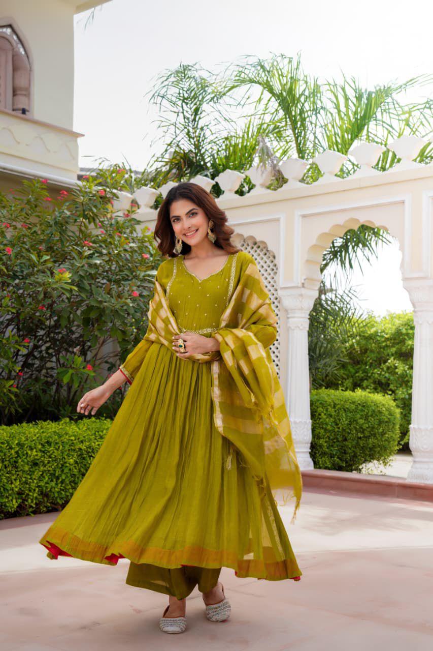 Deep Green A-Line Zari Set